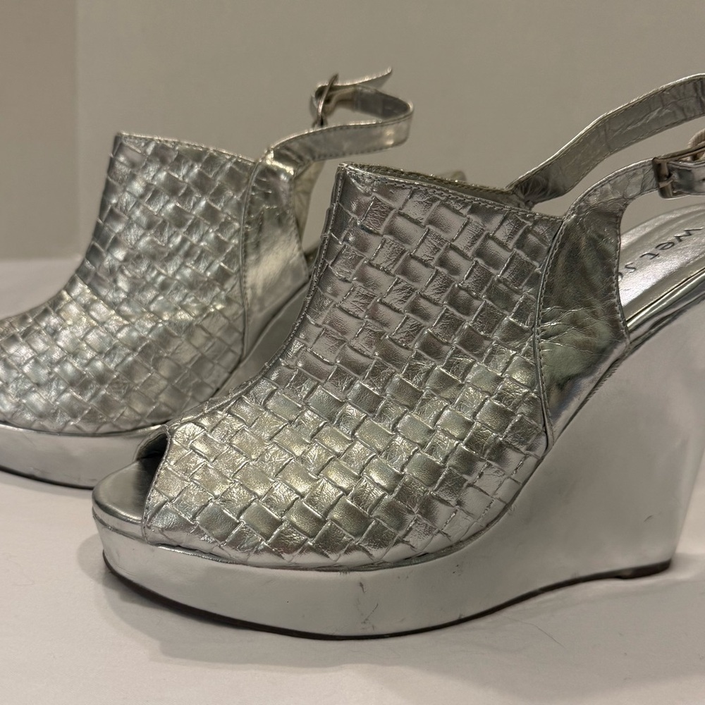 Wet Seal Size 9 Silver Woven Wedge Sandals Disco Party Date Night Barbiecore